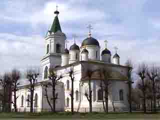 صور White Trinity Church معبد